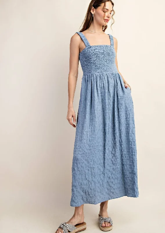 Beach Photo Chambray Crinkled Smocked Midi Dress Prom midi dresses